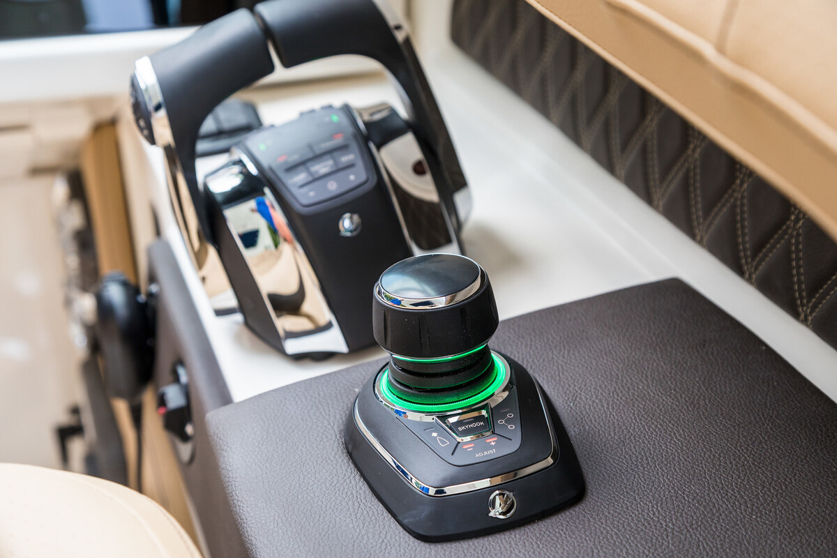 foto: 40 Sea Ray SLX 310 Outboard