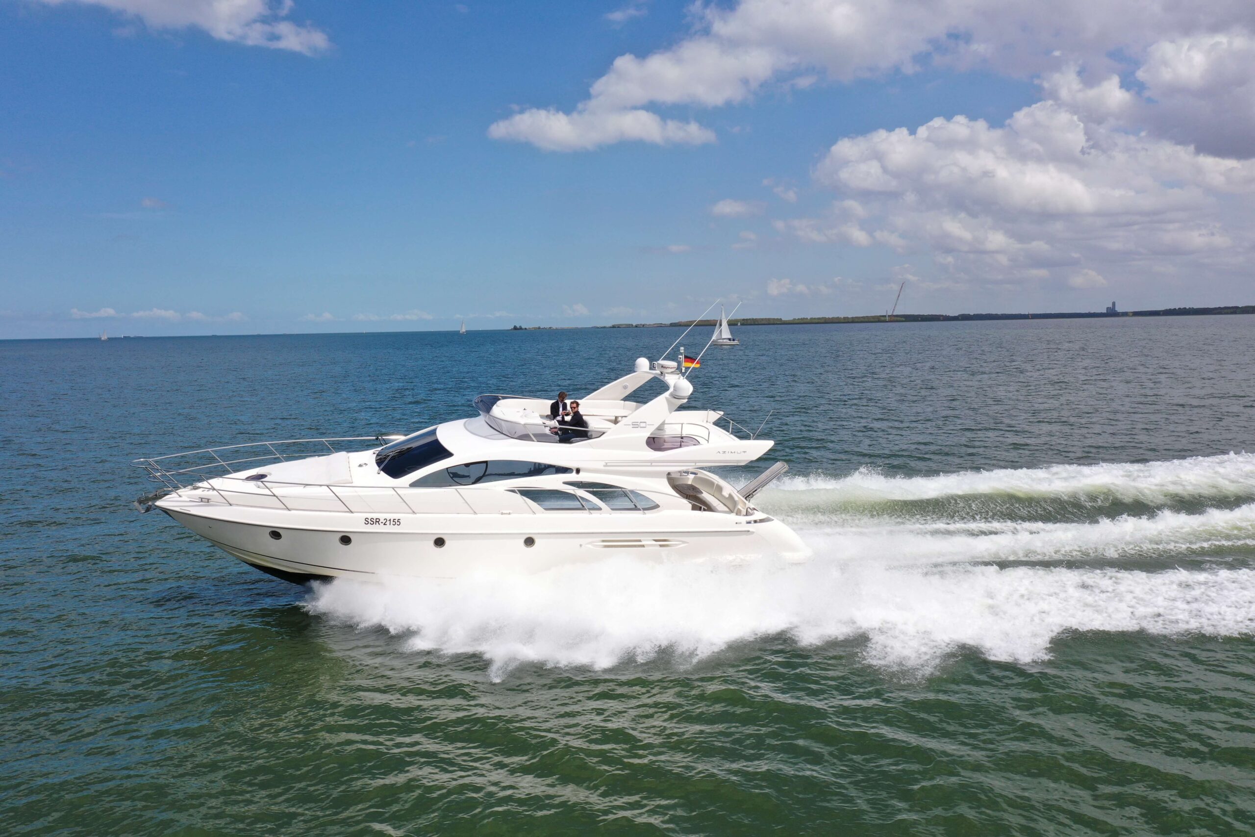 Azimut 50 fly