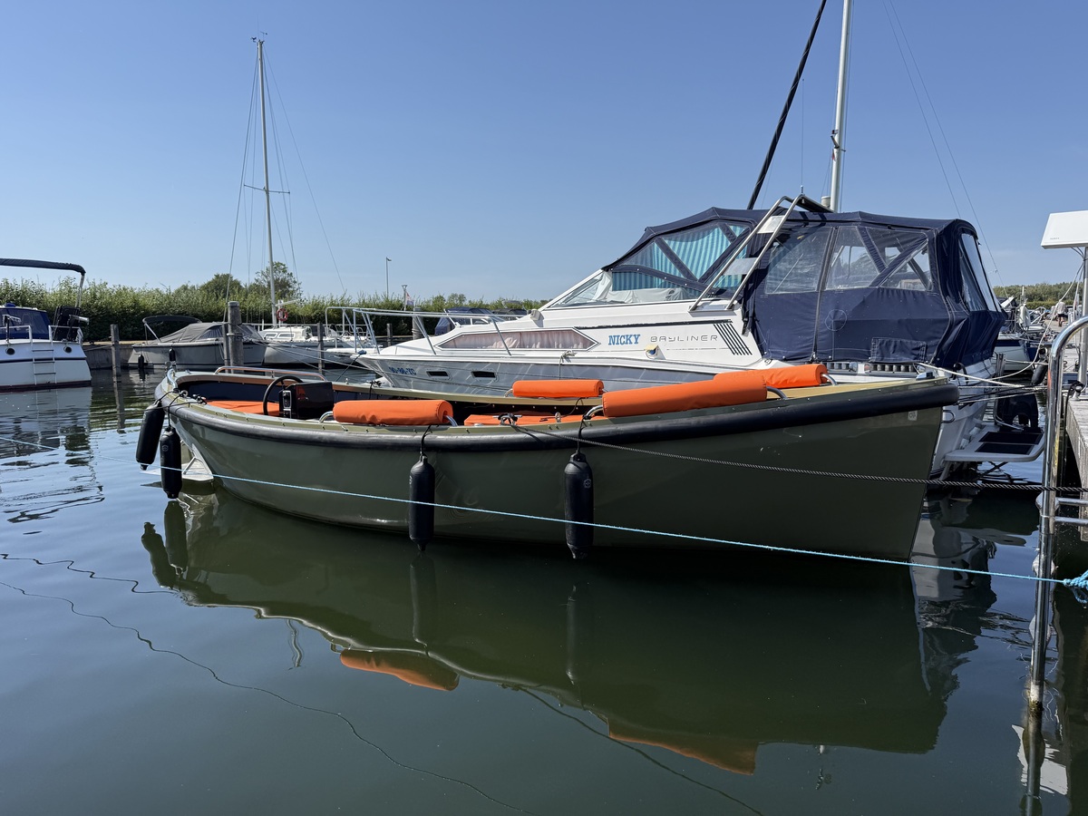 foto: 21 Stormer E-Lifeboat 75