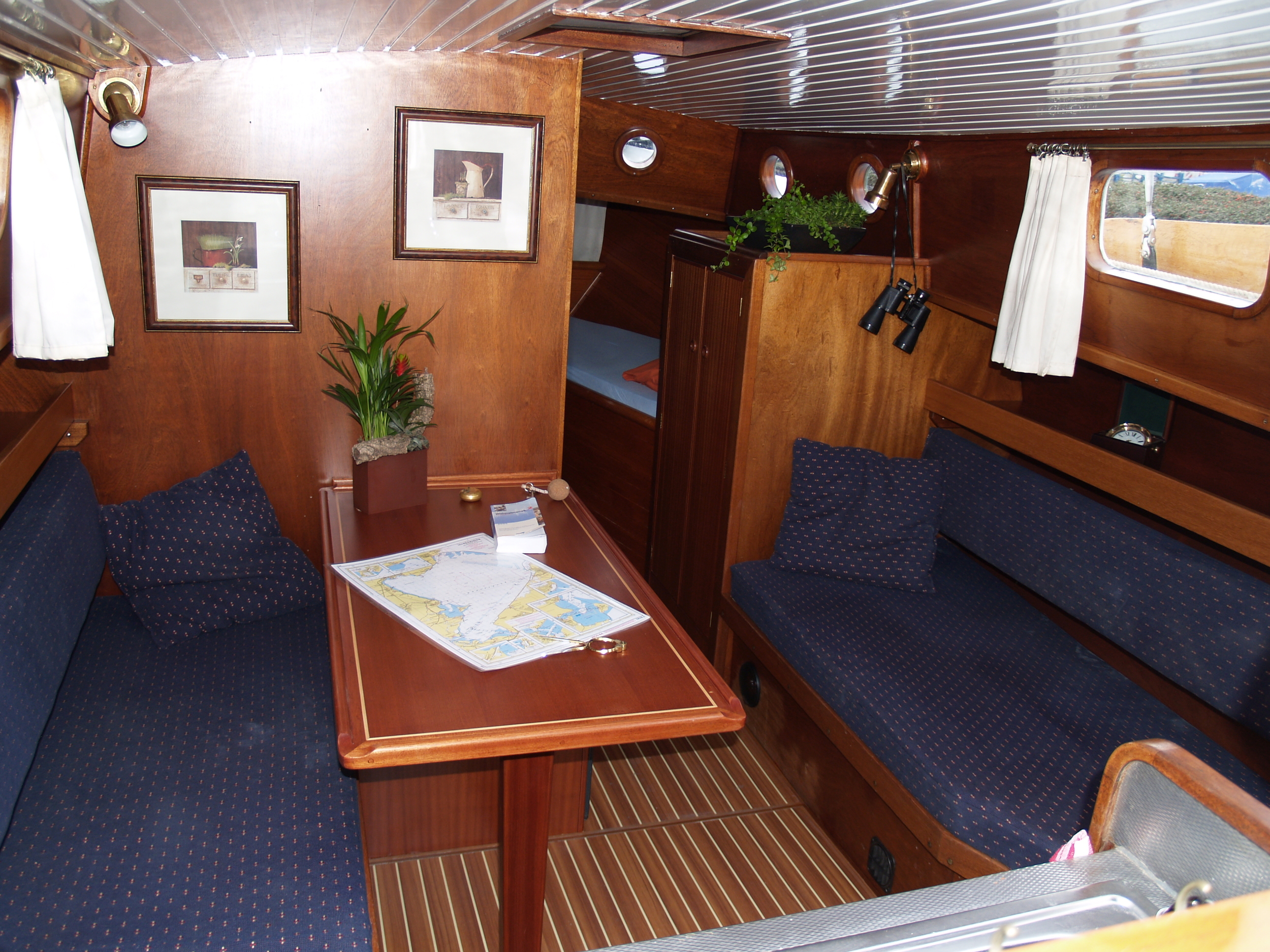 foto: 36 Zeeschouw Huitema 9.50