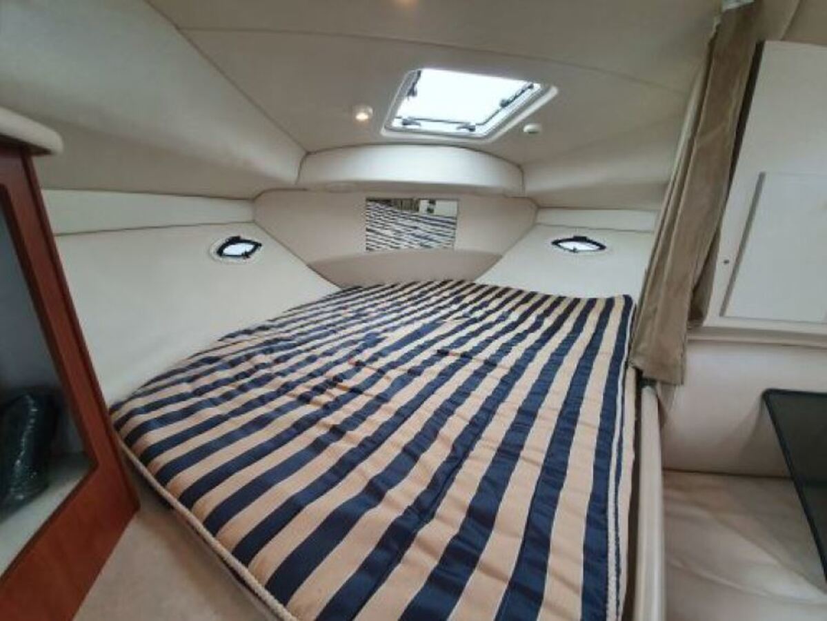 foto: 30 Bayliner 305 CIERA