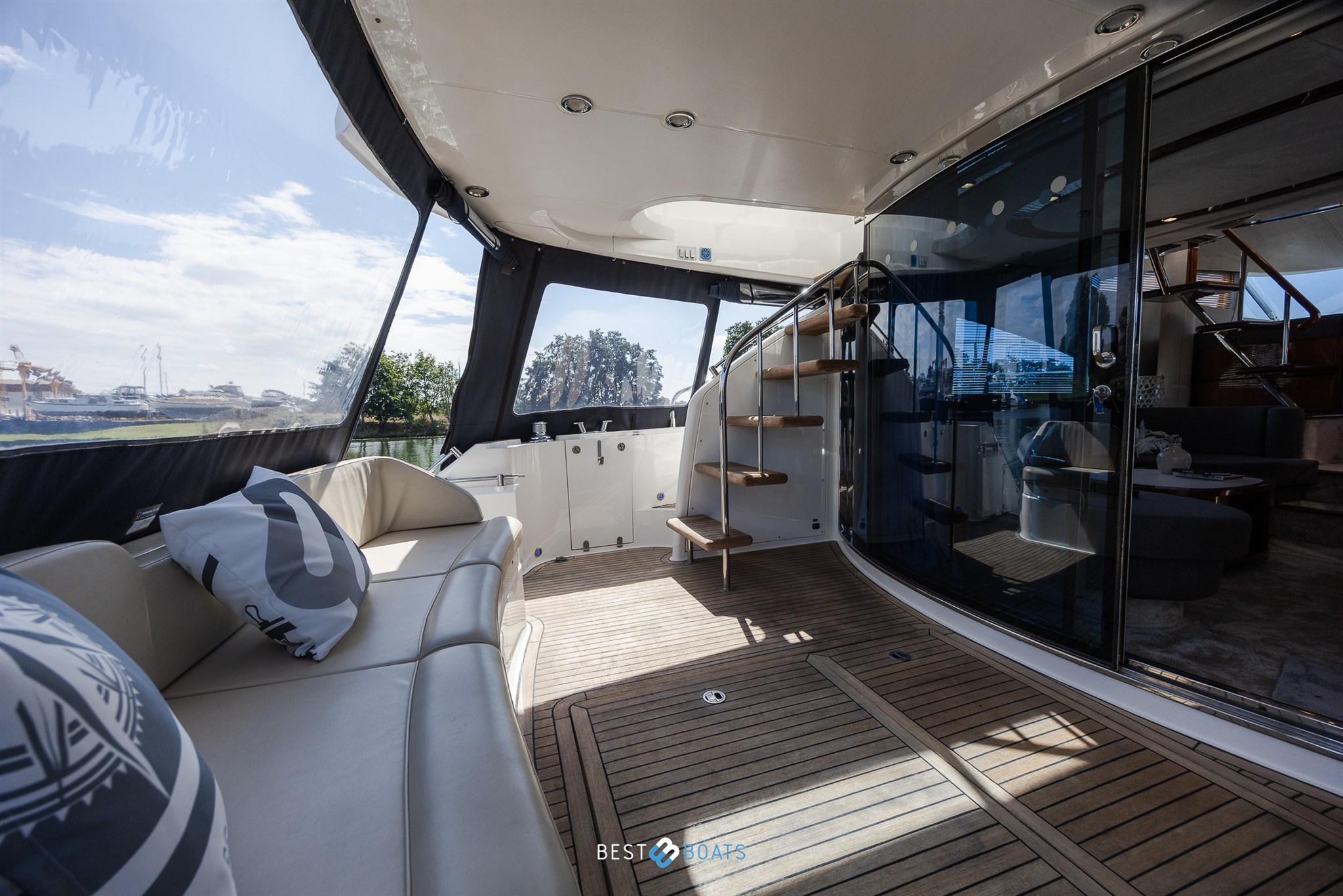 foto: 36 Fairline 58 Squadron