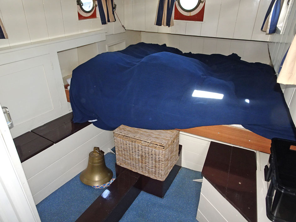 foto: 39 Motorsleepboot 13.90, IJssel