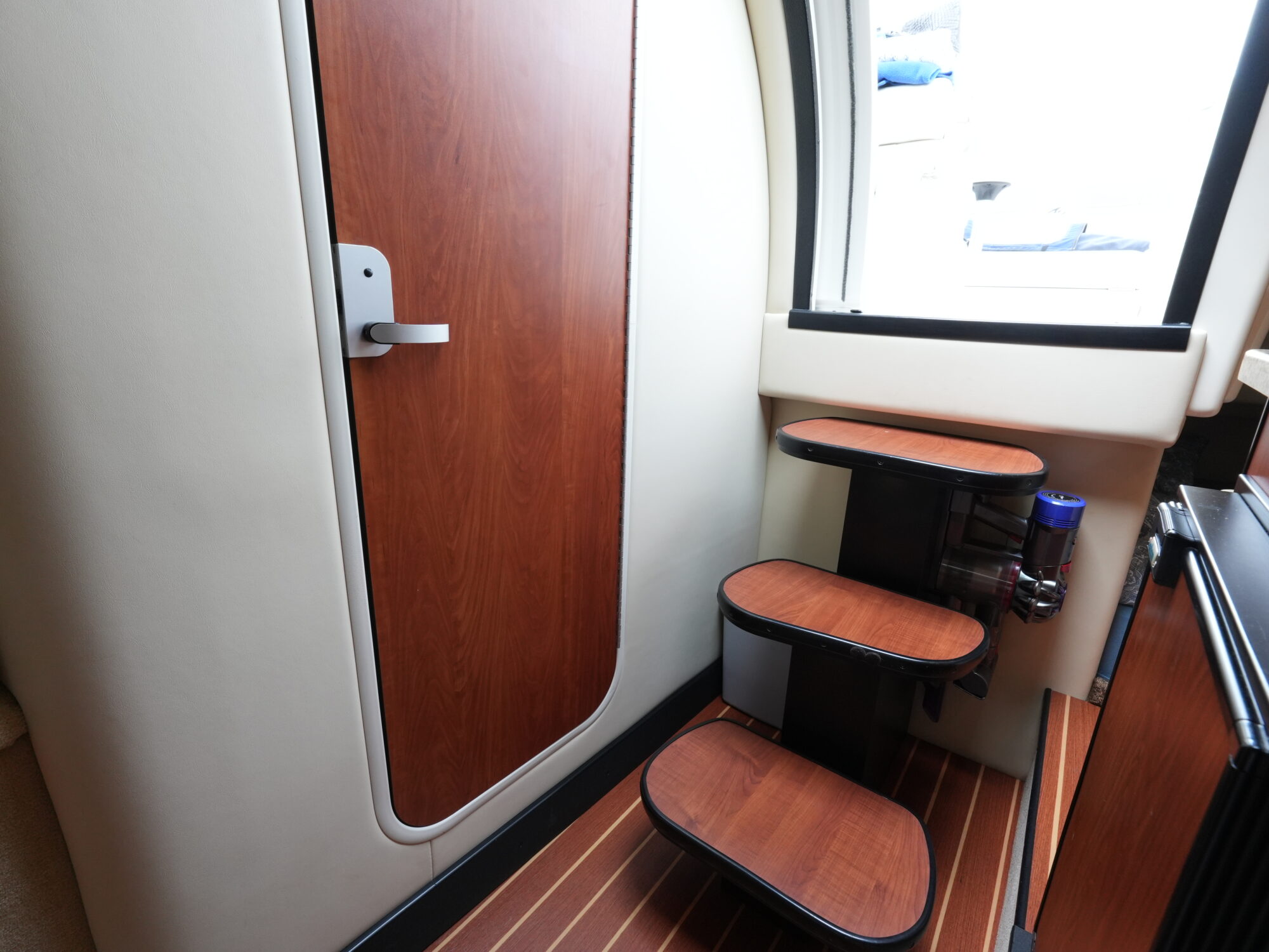foto: 44 Monterey Monterey 260 Sport Cruiser