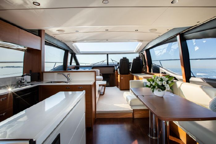 foto: 31 Princess S 66