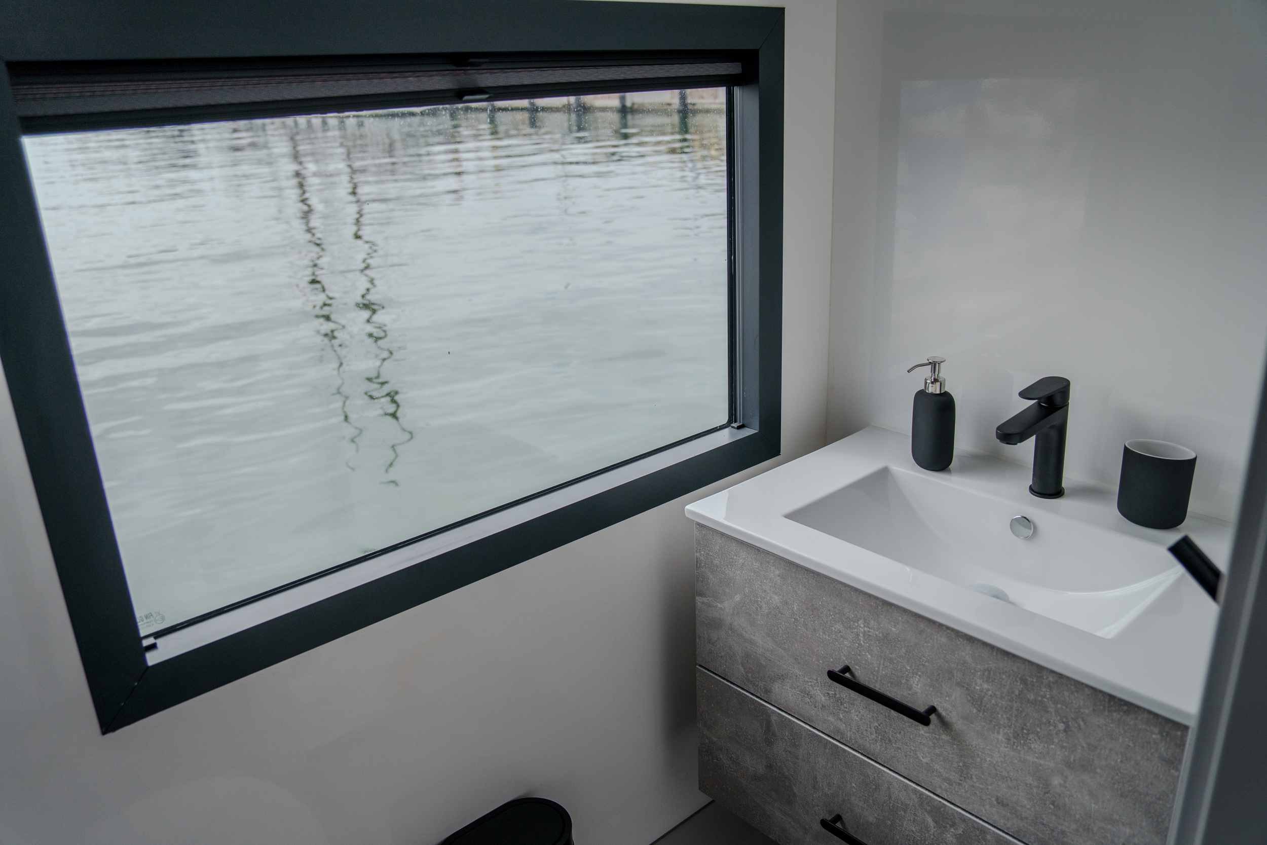 foto: 21 Nordic Season NS 43 EVO 37 CE-C Houseboat