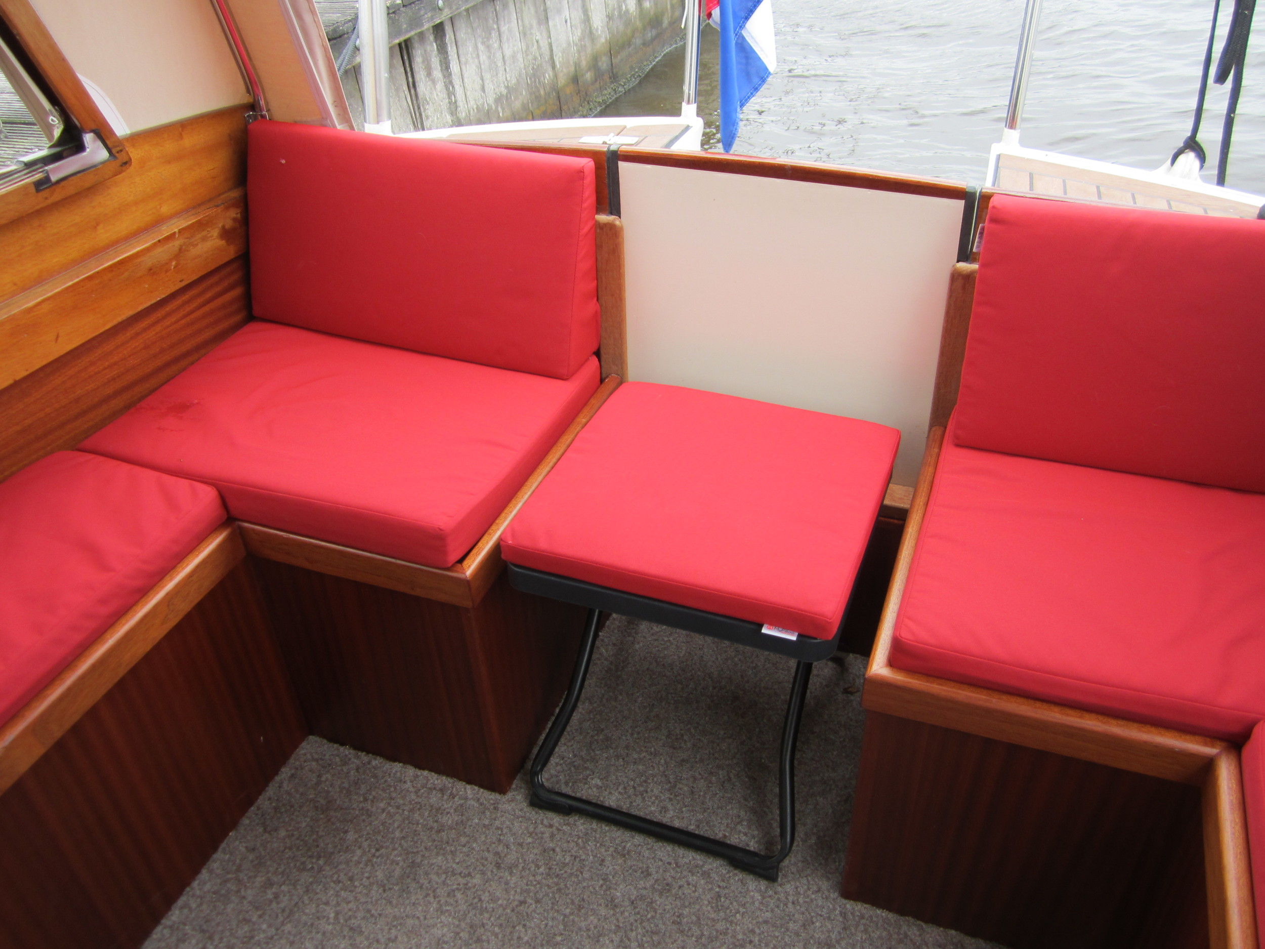 foto: 56 Super Favorite 860 OK