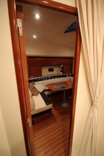 foto: 64 Prestige 42S