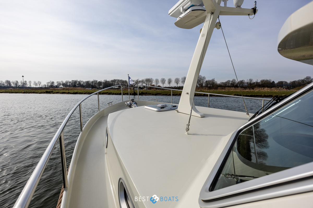 foto: 33 Linssen Grand Sturdy 30.0 Sedan Intero
