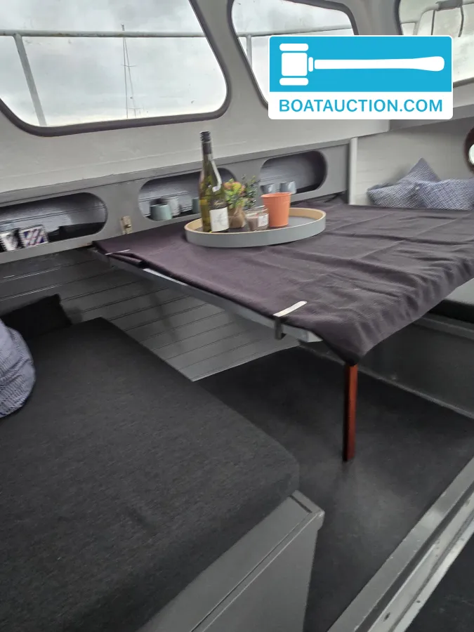 foto: 12 Motorboat 1100