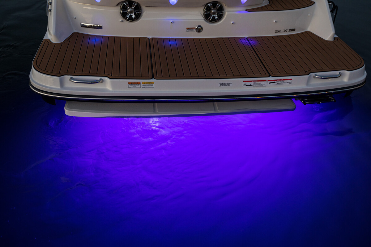 foto: 34 Sea Ray SLX 280