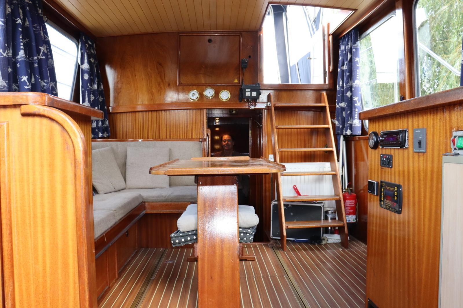 foto: 22 Ankertrawler 1140 AK