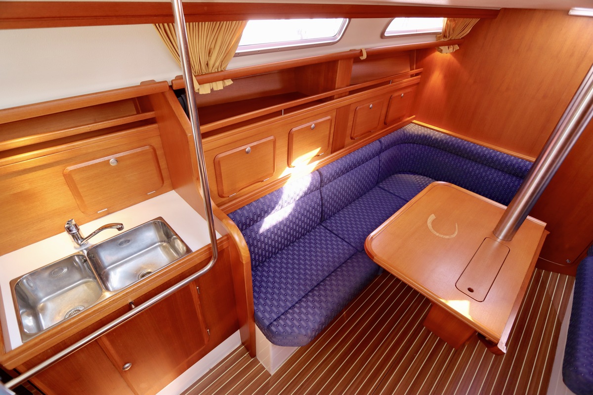 foto: 35 C-Yacht 10.40