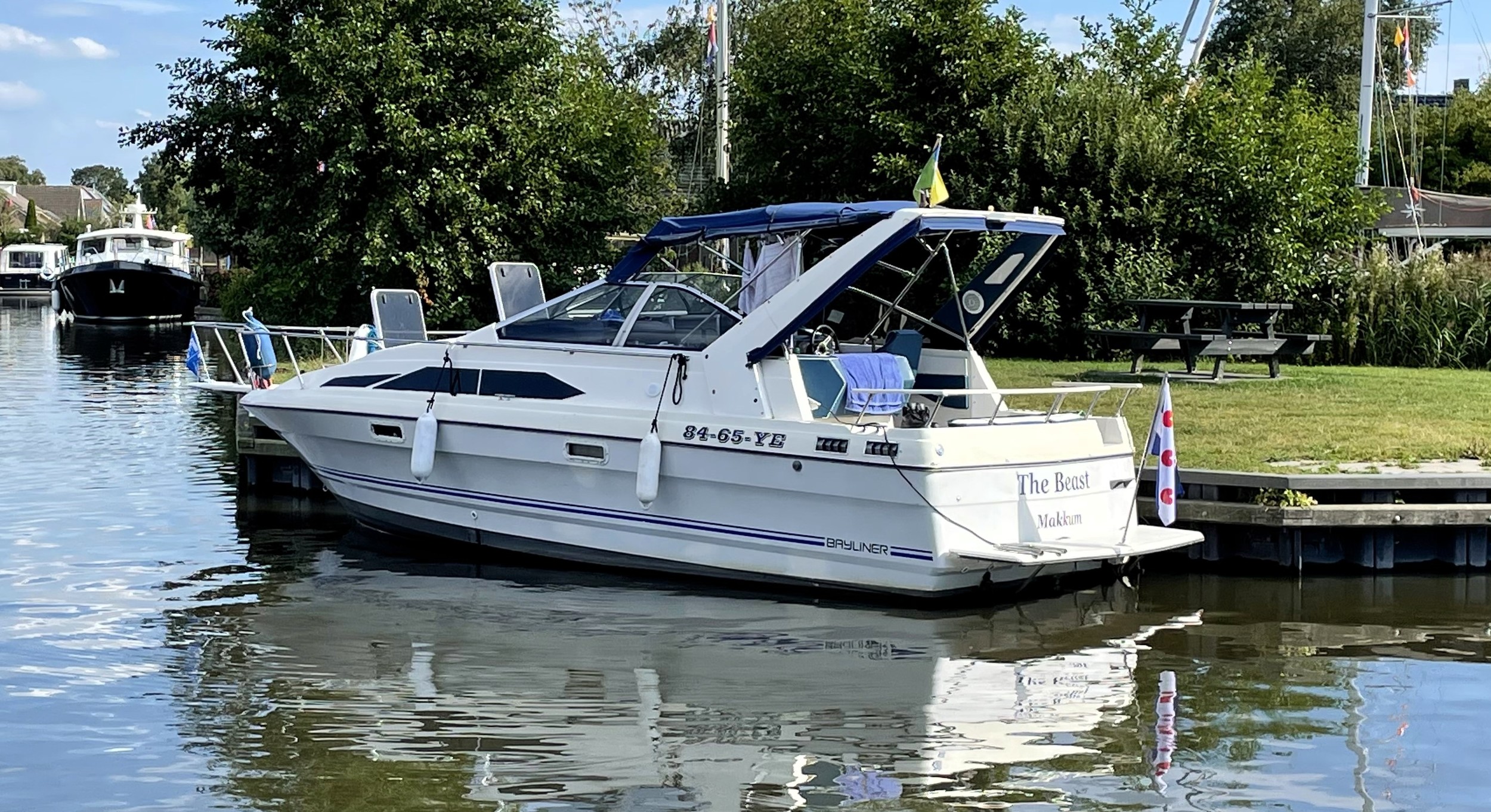 foto: 13 Bayliner 2855 Cierra