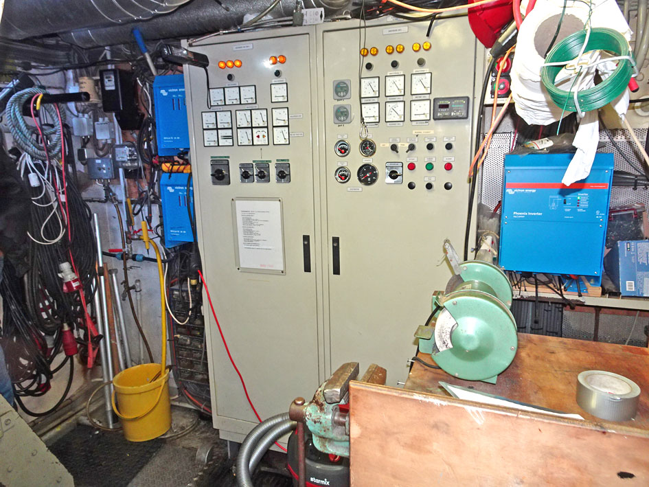 foto: 118 ex Rijkswaterstaat / Varend Woonschip 23.23, CBB Rijn