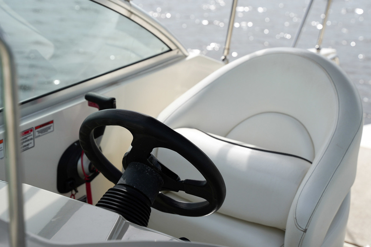 foto: 36 Sea Ray 255 Sundancer