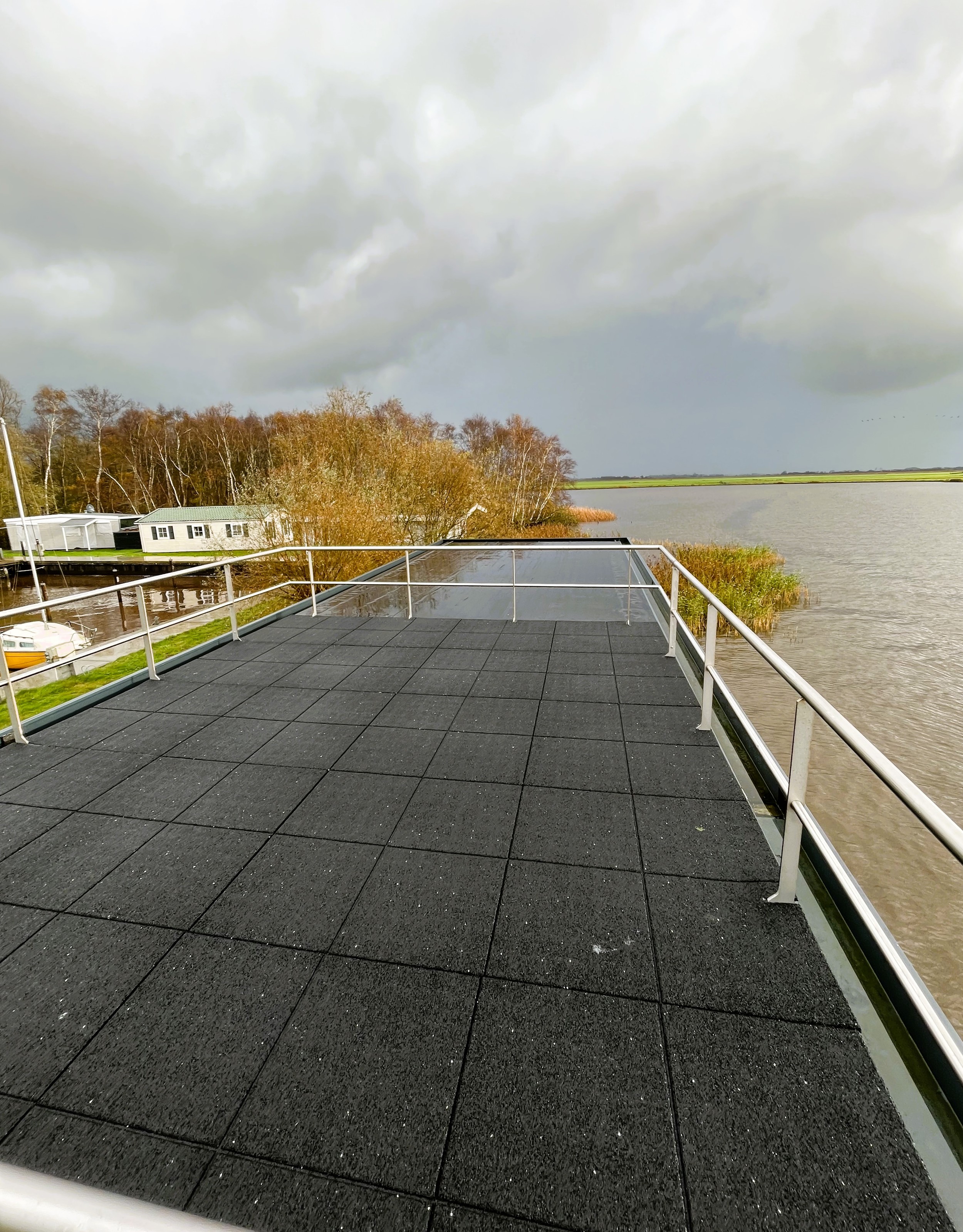 foto: 34 Vamos 46 Houseboat Charter