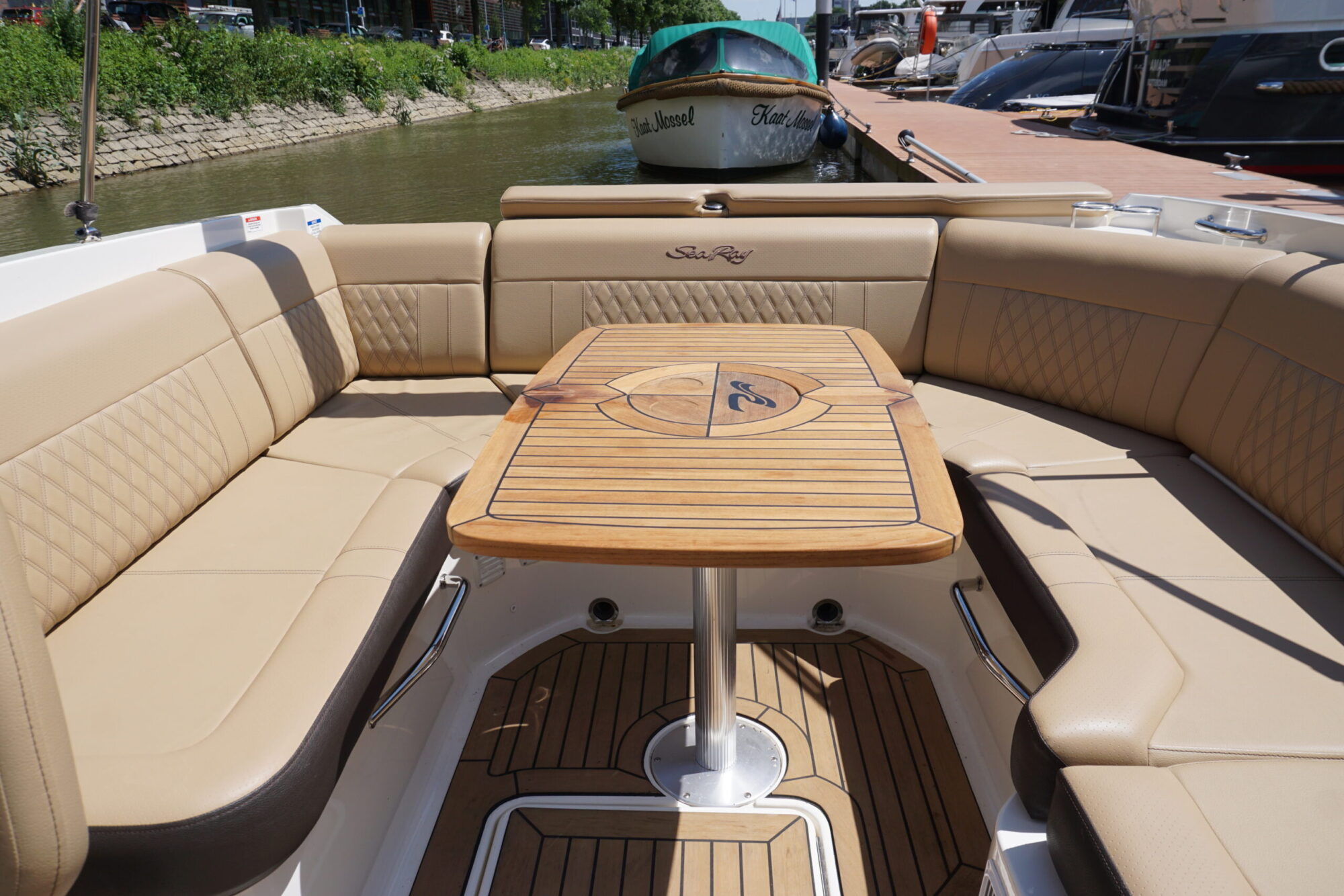 foto: 24 Sea Ray Sea Ray 250 SLX