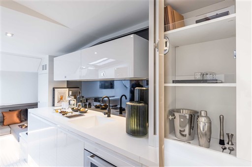 foto: 16 Vandutch 56 - New