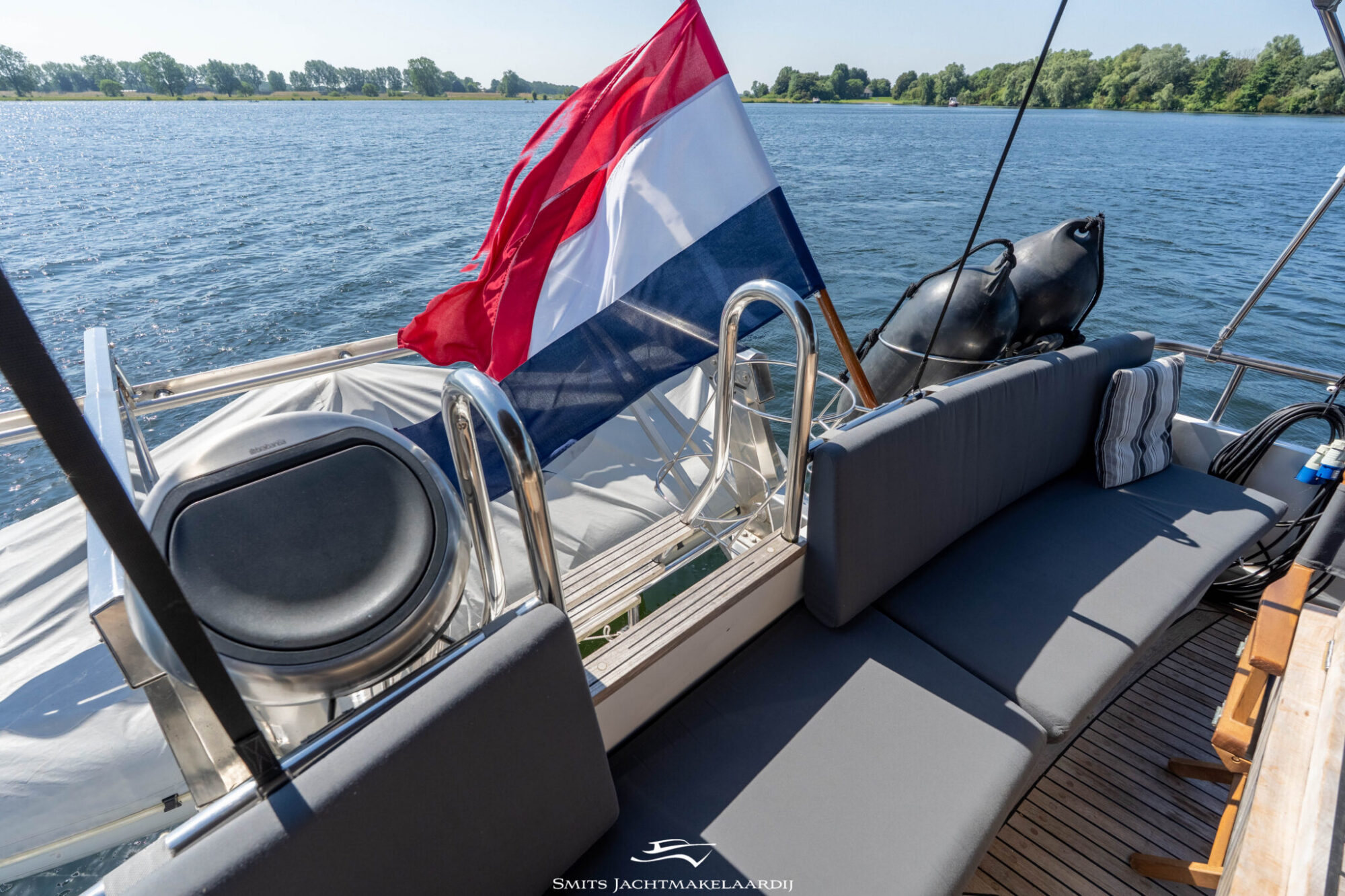 foto: 67 Van der Valk Valk Vitesse 54 Stabilizers