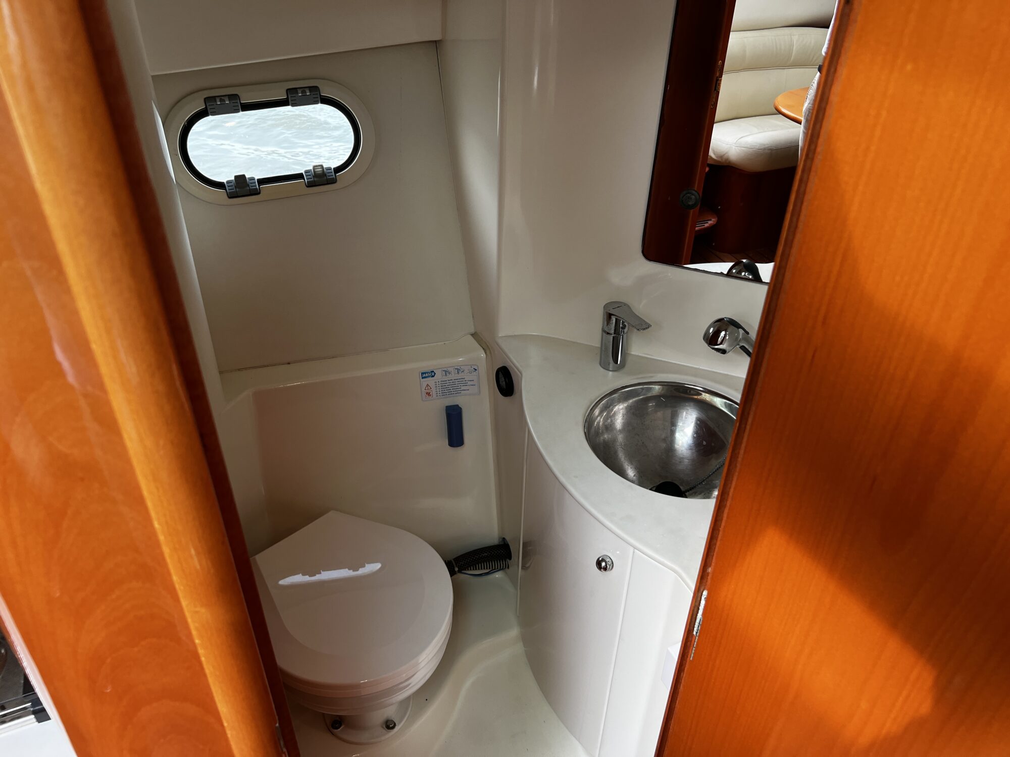 foto: 85 Jeanneau Jeanneau Prestige 34S HT