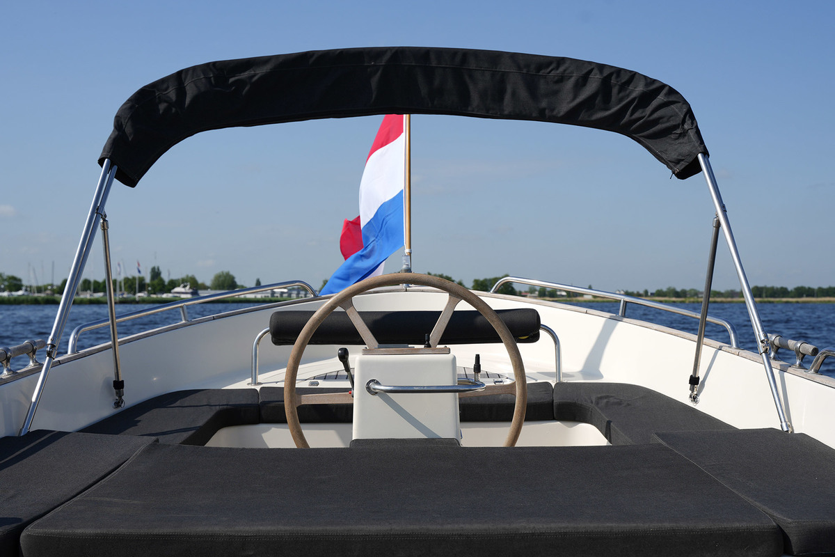 foto: 44 Jan van Gent 10.35 Cabin