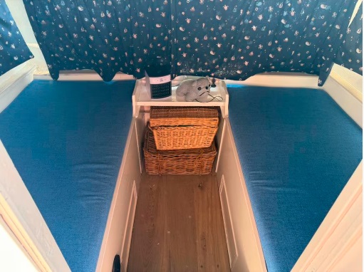 foto: 11 Crown Kruiser  950 ak ok