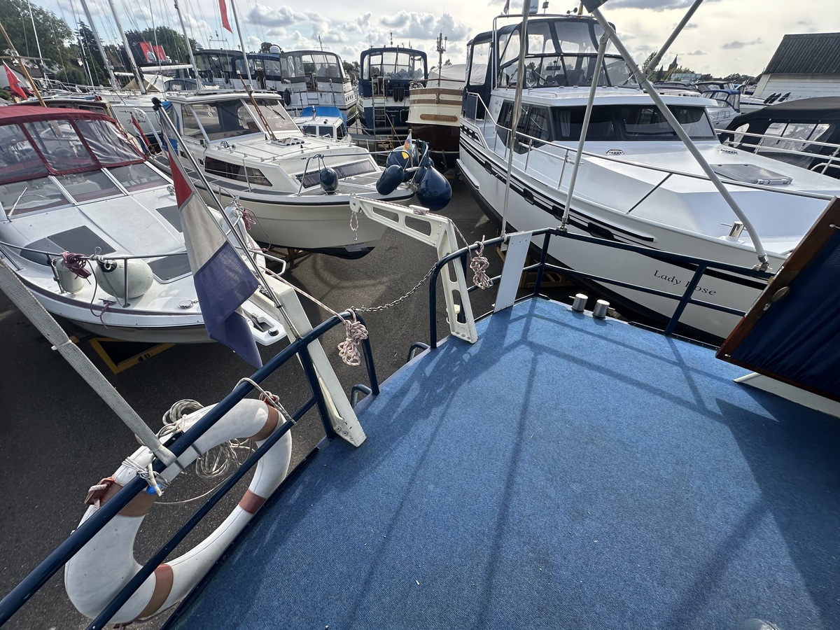 foto: 21 Van heckkruiser 995