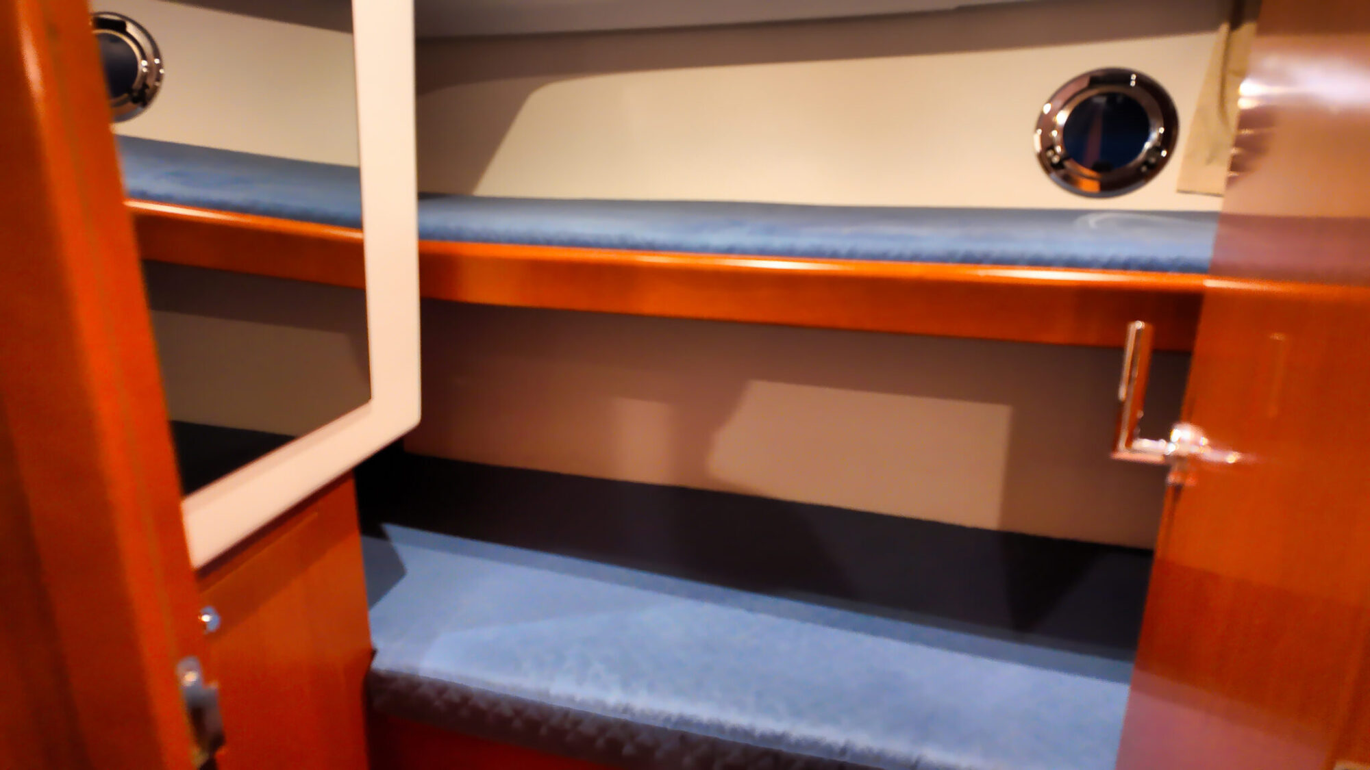 foto: 25 Beneteau Beneteau Swift Trawler 34 Flybridge