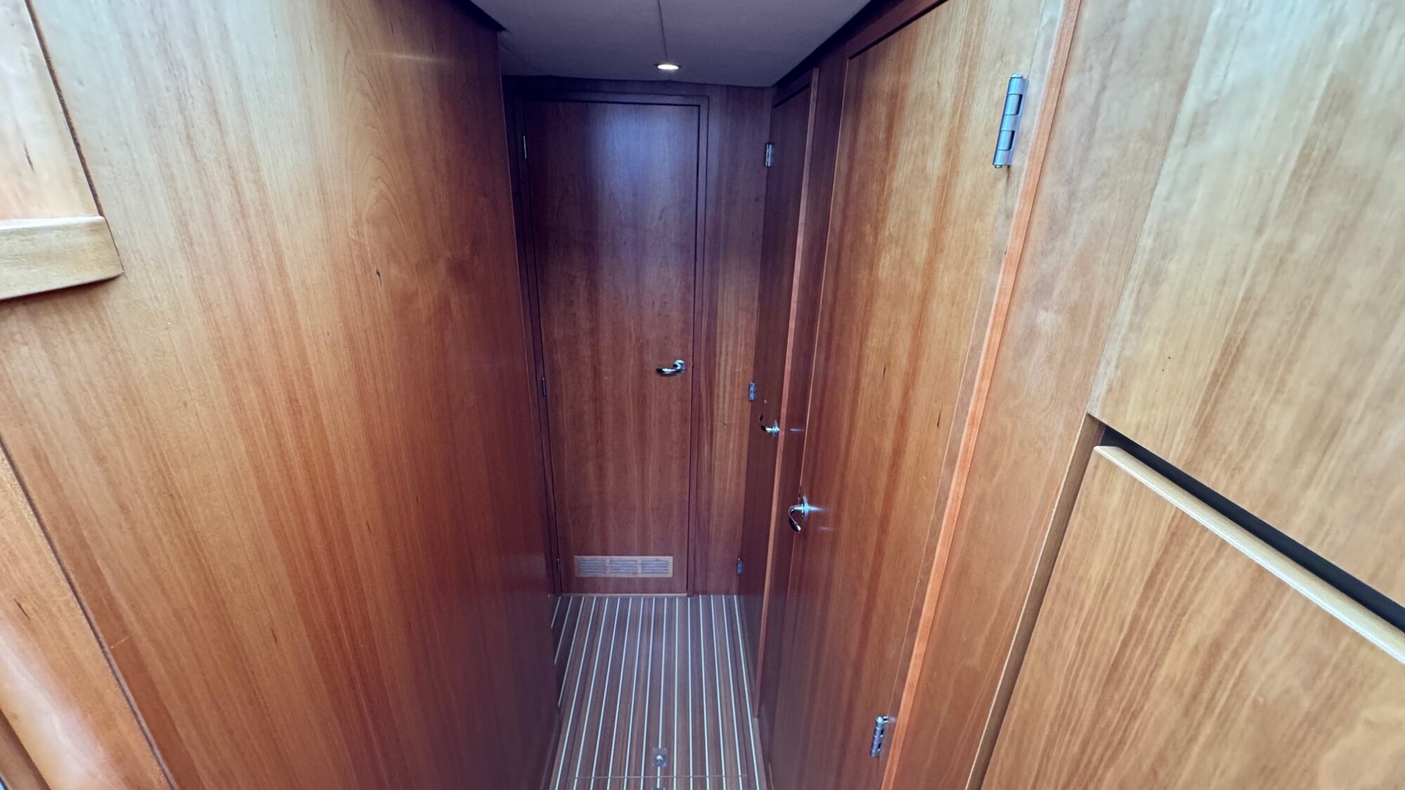 foto: 30 Linssen Linssen 40.9 Sedan Variodeck