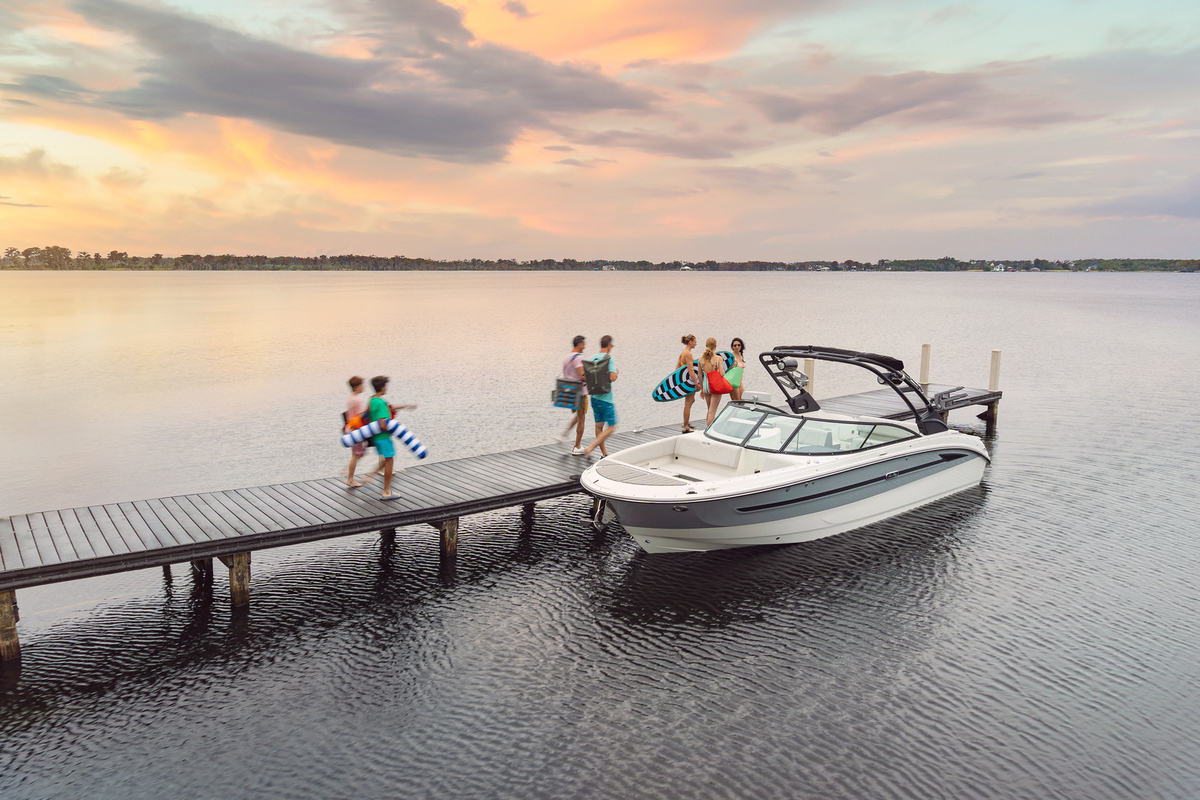 foto: 35 Sea Ray SDX 270 Surf