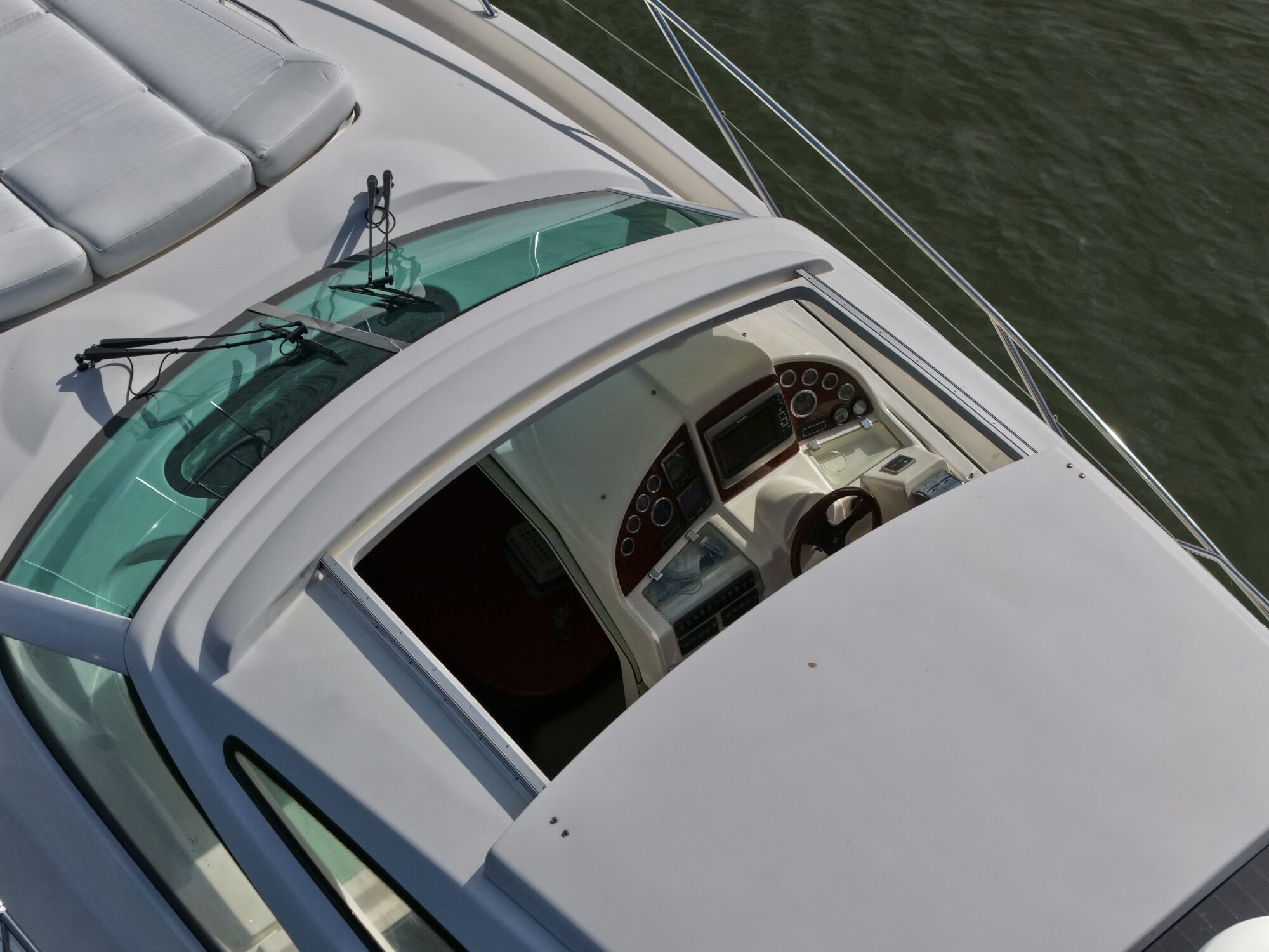 foto: 86 Jeanneau Jeanneau Prestige 34S HT