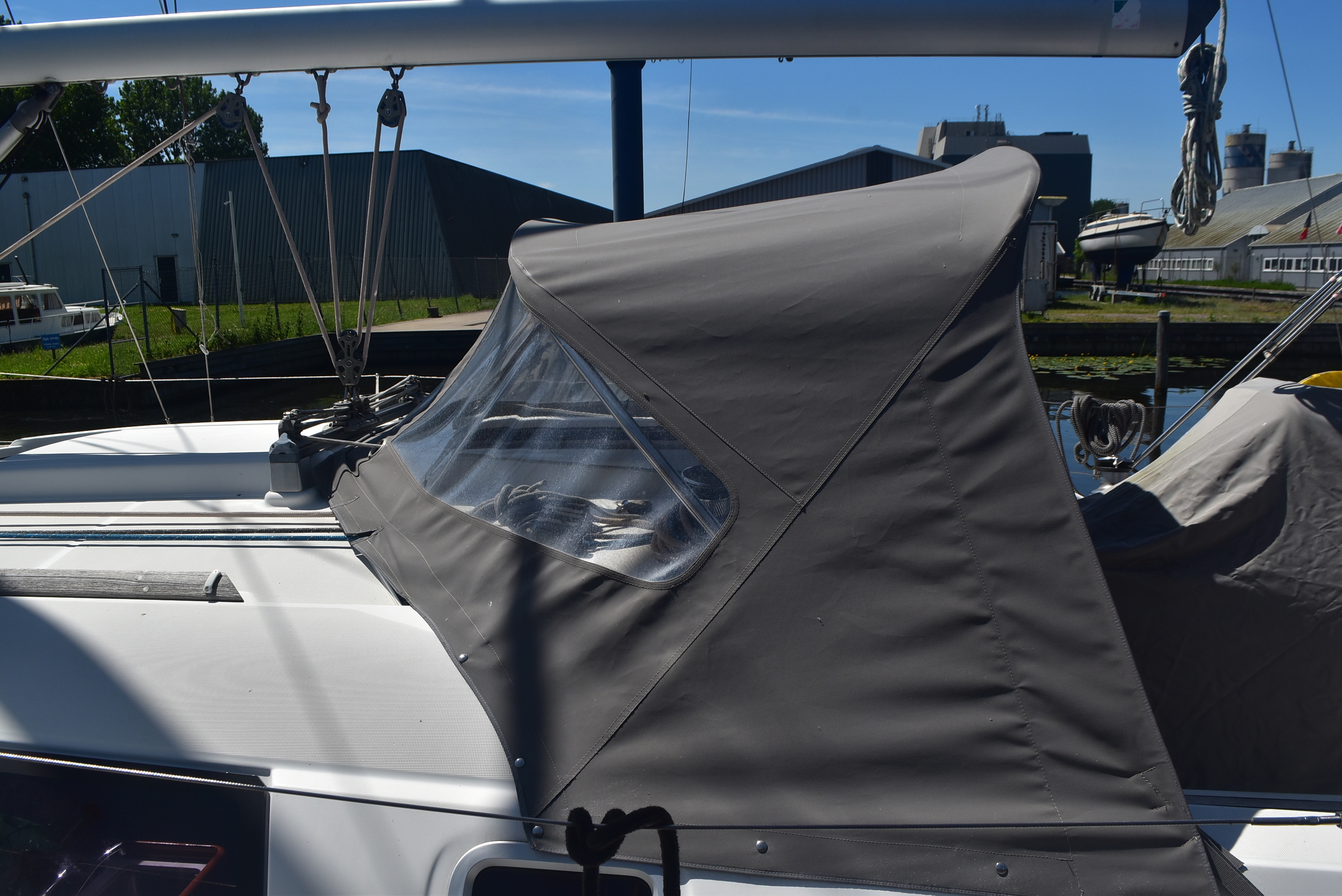 foto: 29 Beneteau Oceanis 37