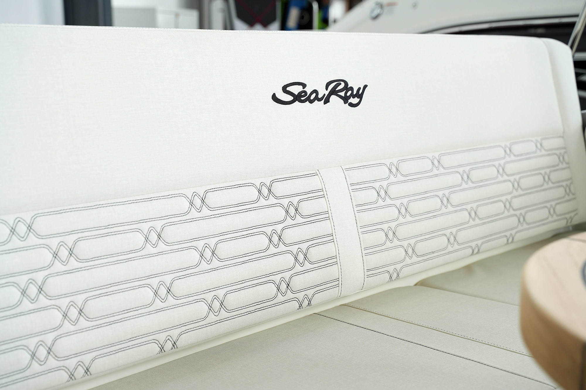 foto: 43 Sea Ray SPX 210 (nieuw Model 2024)