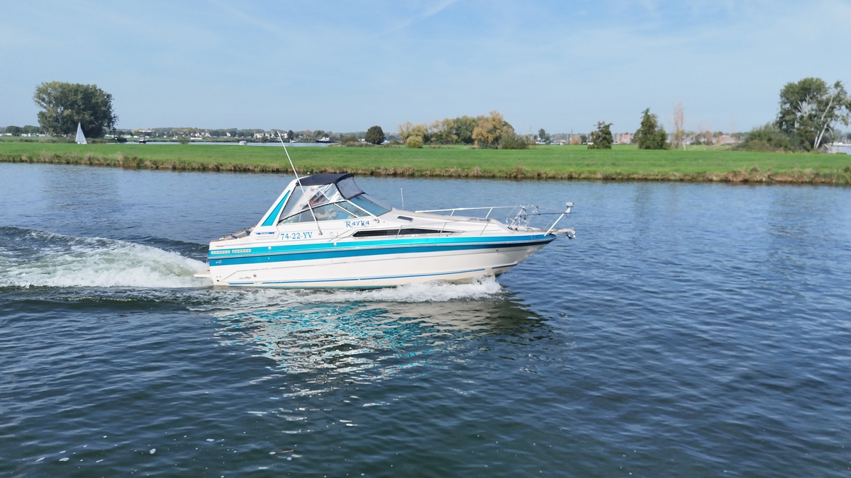 foto: 5 Sea Ray 268 Sundancer