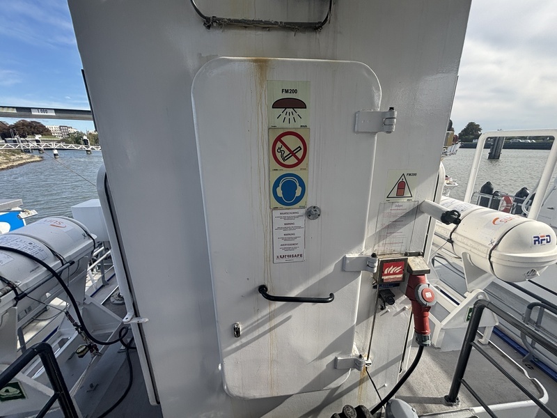 foto: 42 Ex Politievaartuig 24.00