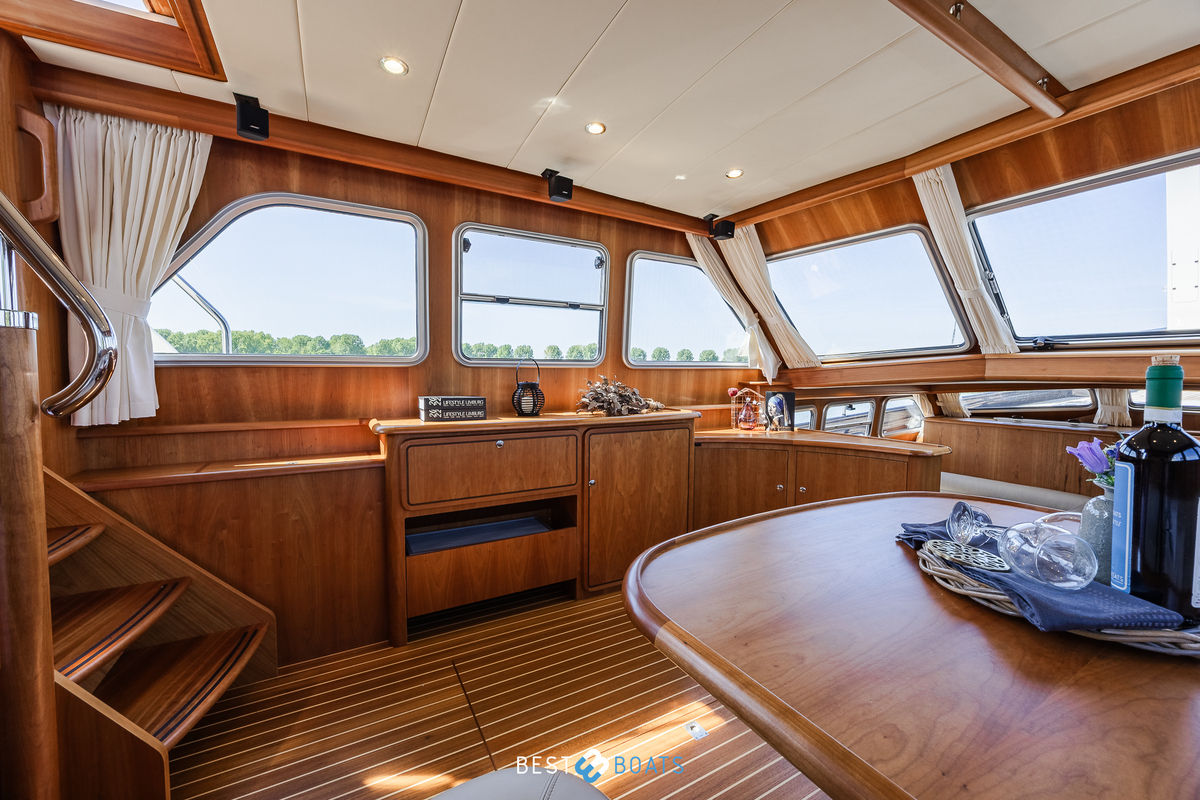 foto: 35 Linssen Grand Sturdy 470 MKIII