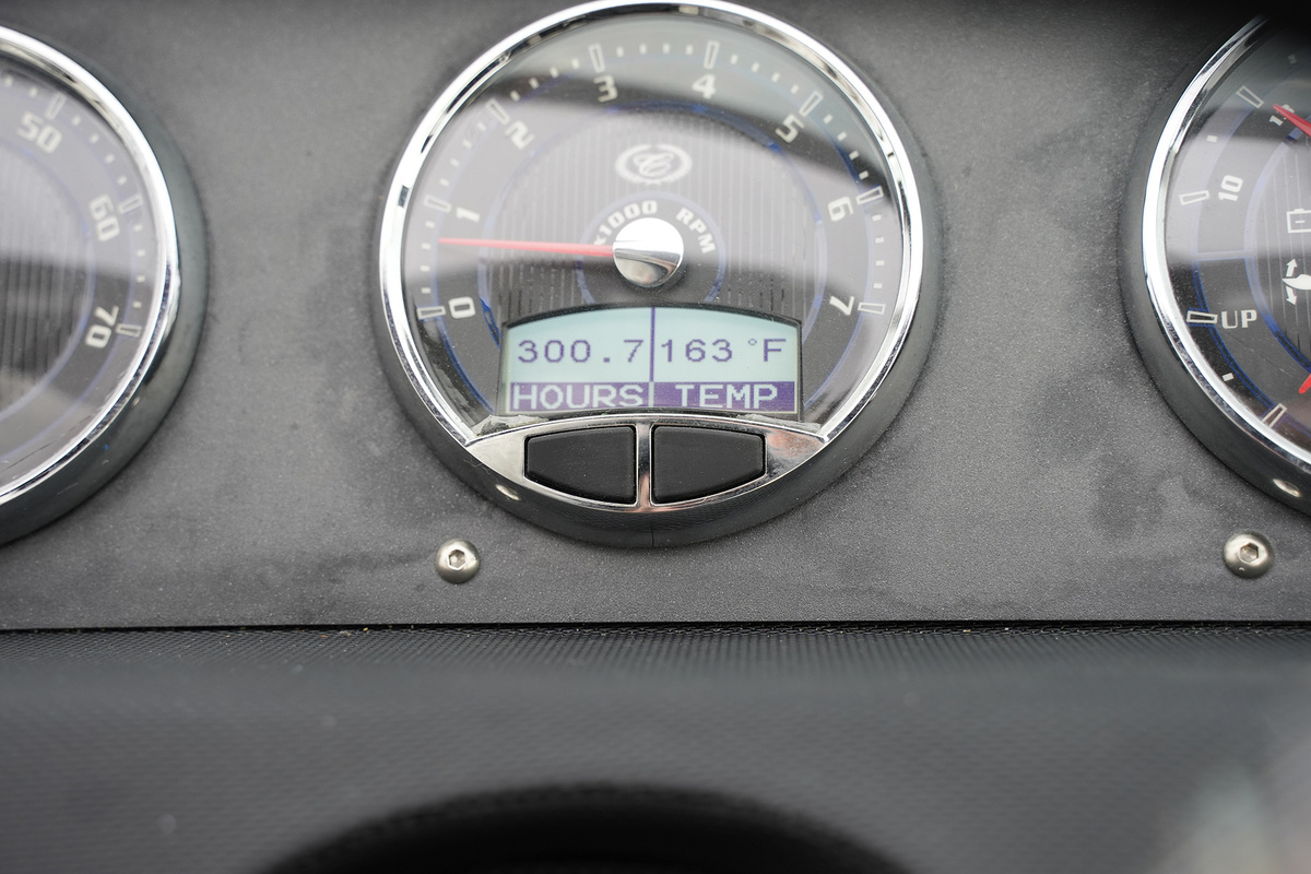 foto: 40 Cobalt CS23