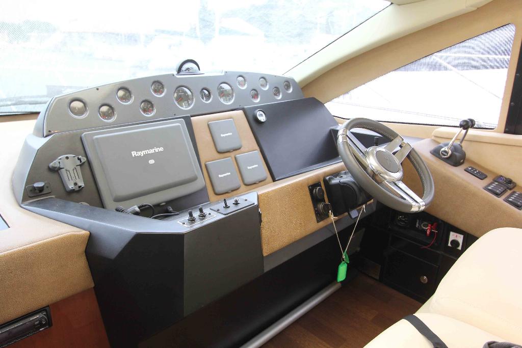 foto: 19 Sealine  T50