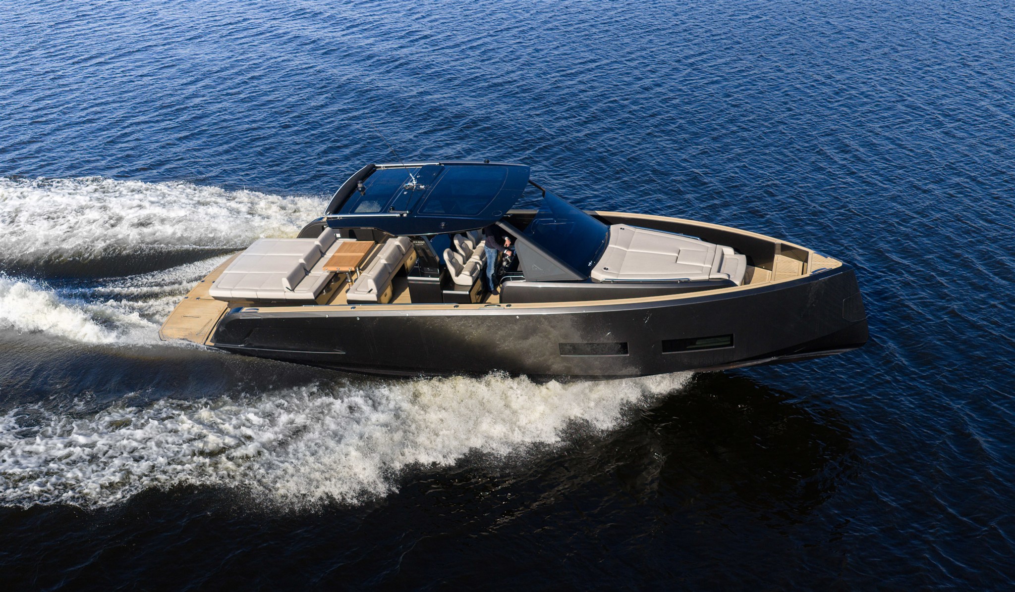 foto: 57 Pardo Yachts Pardo 43 New Model! Demo