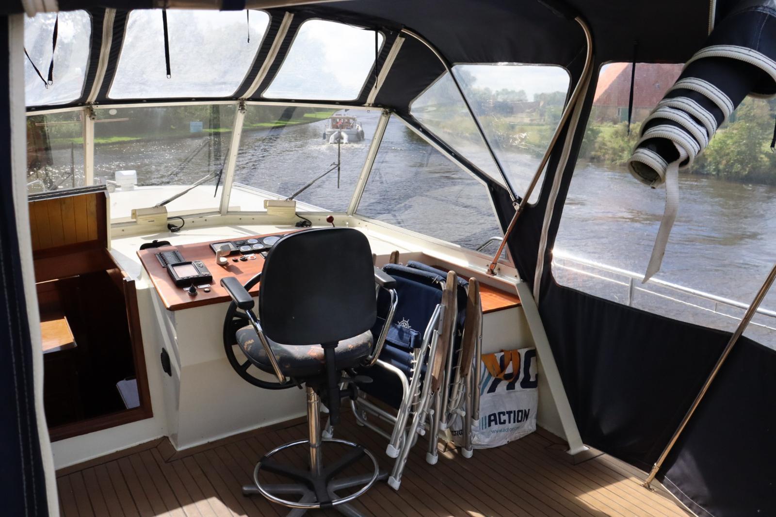 foto: 23 Ankertrawler 1140 AK