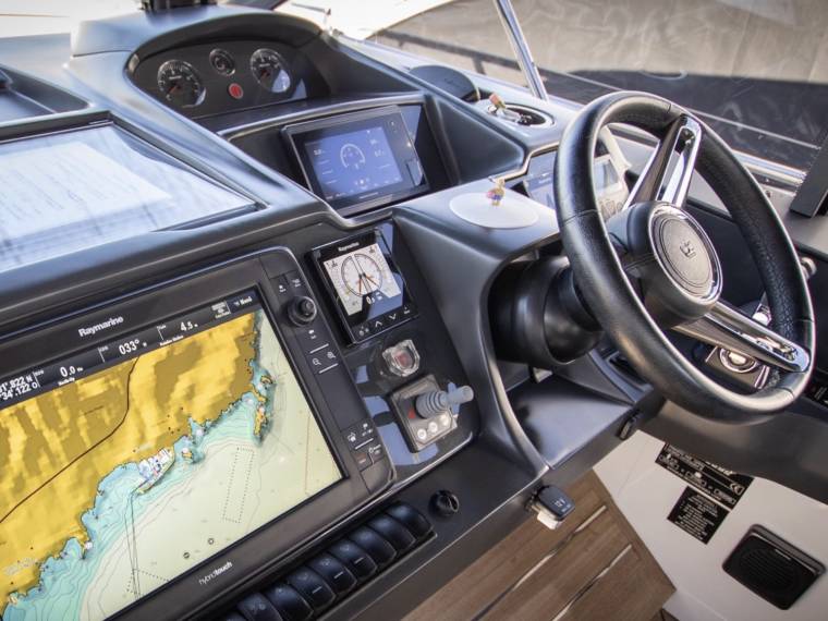 foto: 21 Princess V 48