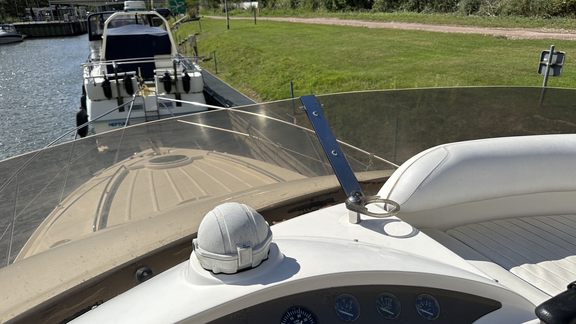 foto: 92 Fairline Fairline Phantom 40 Flybridge