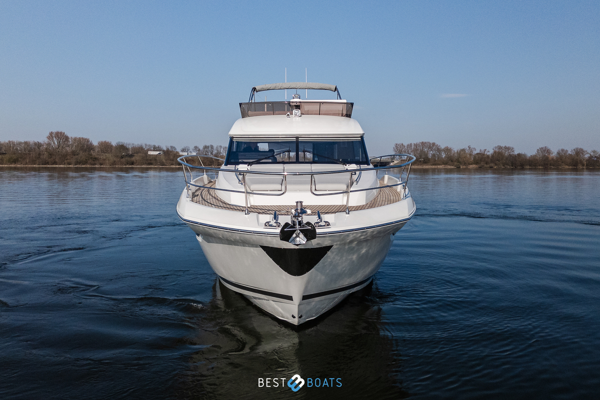 foto: 66 Prestige 520 FLY