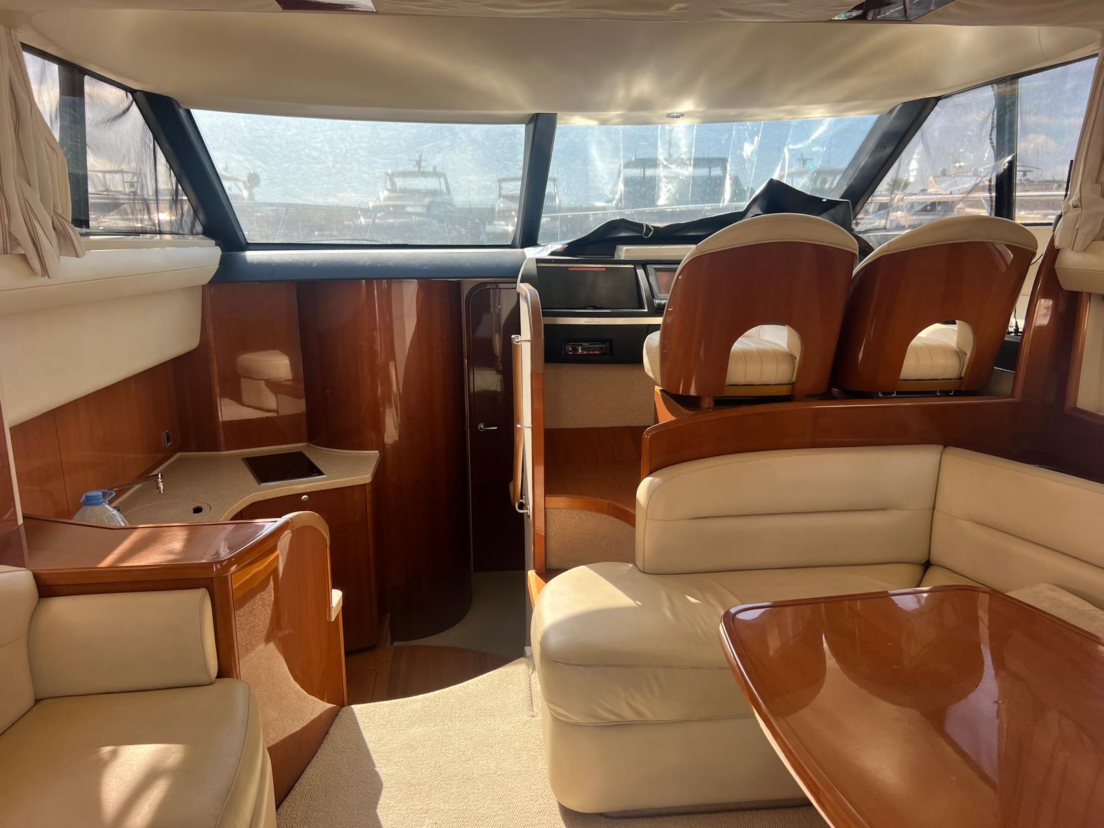 foto: 23 Princess  42 Fly