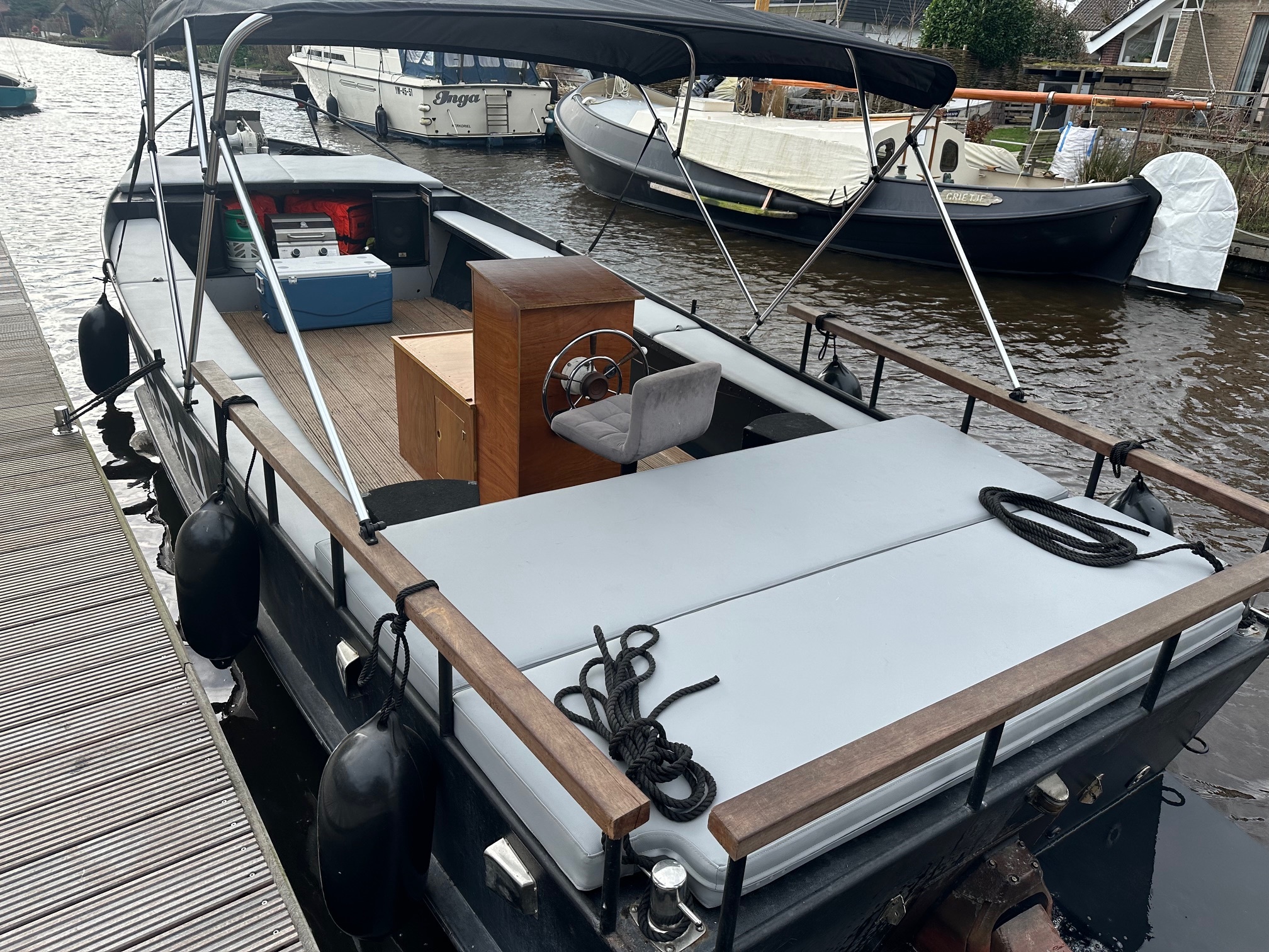 foto: 8 Party  Sloep 850