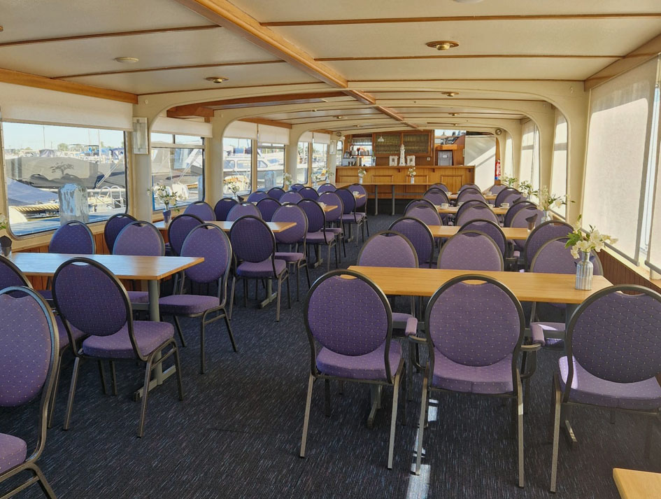 foto: 48 Hybride Rondvaartboot 140 passagiers
