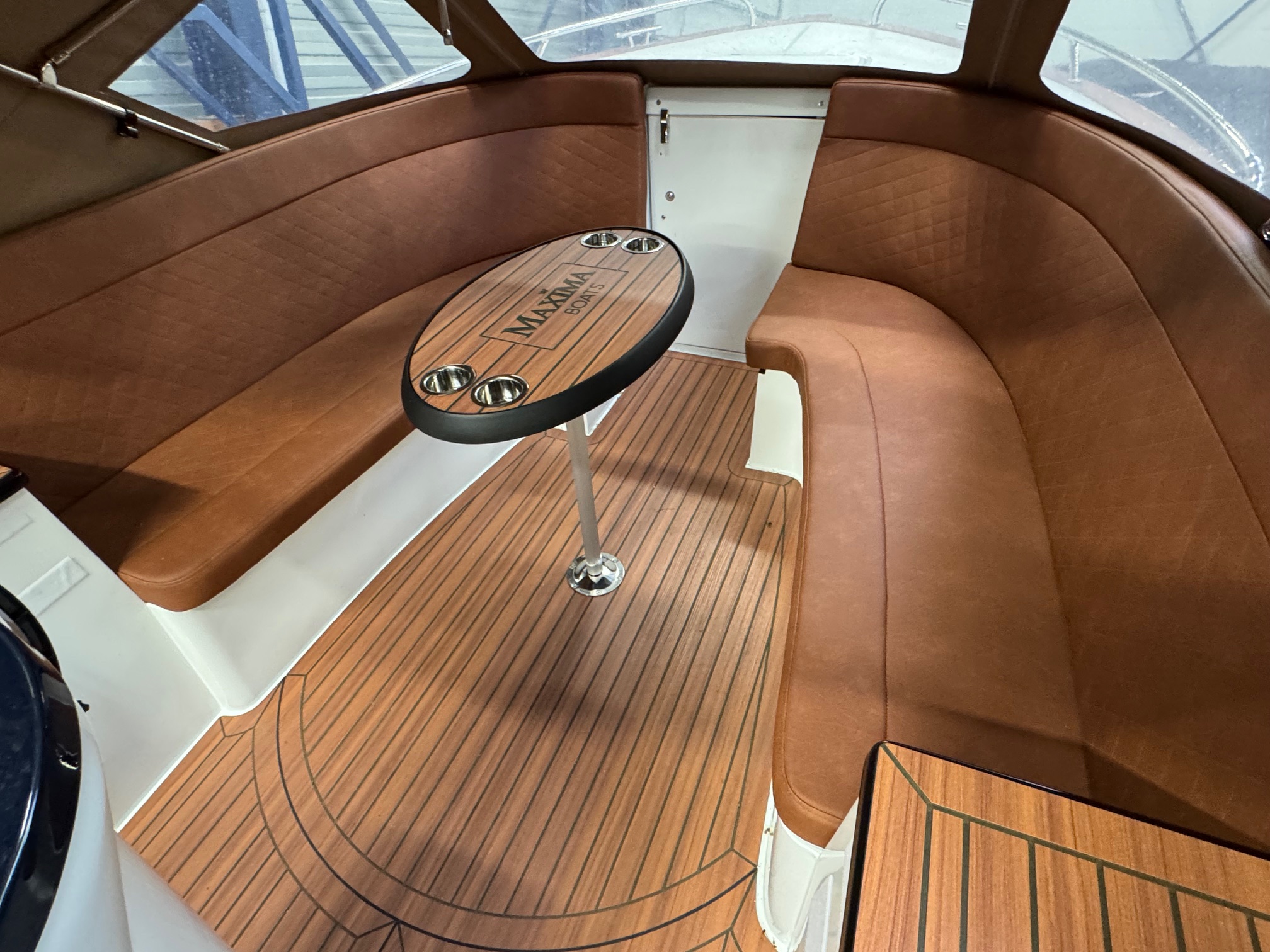 foto: 10 Maxima 720 (jong gebruikt)