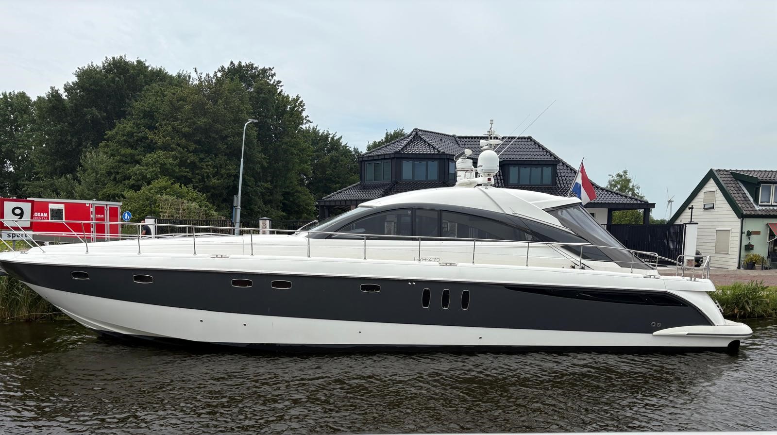 foto: 25 Fairline Targa 62 GT