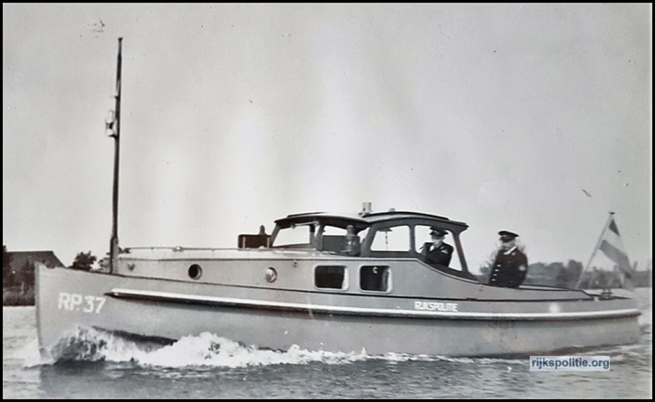 foto: 26 ex Politieboot RP37